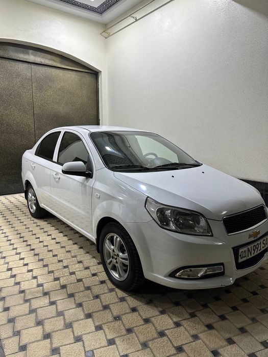 Продаётся нексия 3 автомат