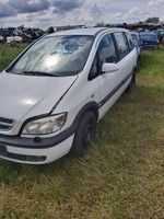 Dezmembrez Opel Zafira