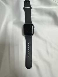 Продам Apple Watch 5 40 mm (Алматы номер лота 309786)