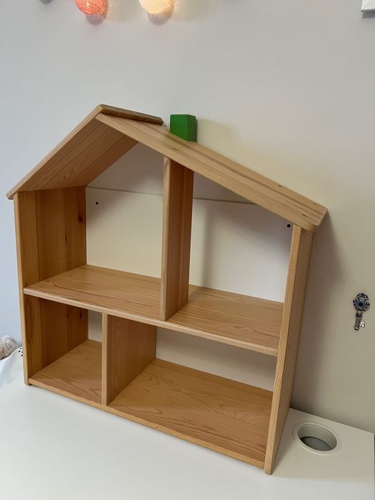 Kъща за кукли/стенна етажерка Ikea
