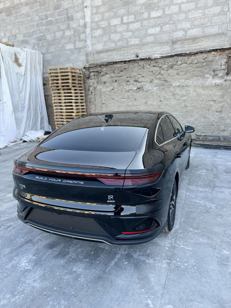 BYD Han 605 km smart 2025 yil