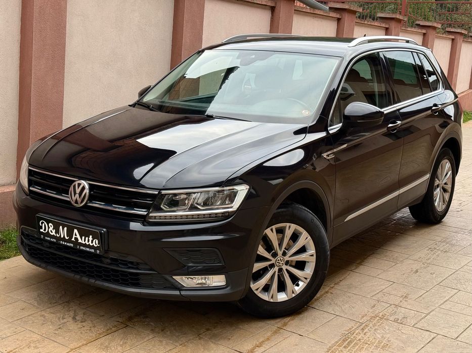 Volkswagen Tiguan Volkswagen TIGUAN -4MOTION 4x4-R-LINE Optic LED Navi