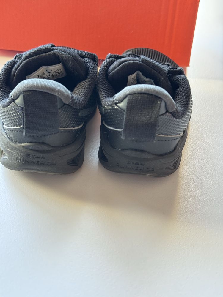 Детски маратонки Nike за момче