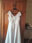 Rochie de mireasa elegantă,stare impecabilă