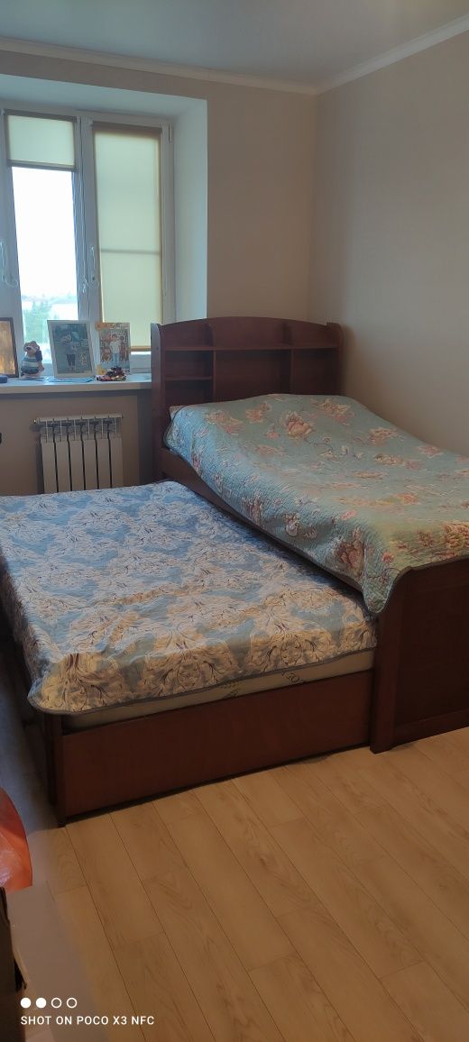 Продам кровать из чистого дерева