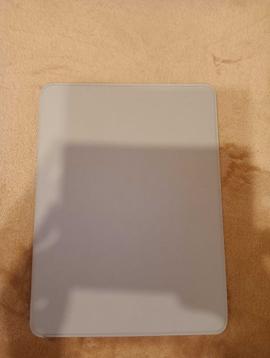 Vând iPad 9 - 2021, perfect funcțională, fără SIM