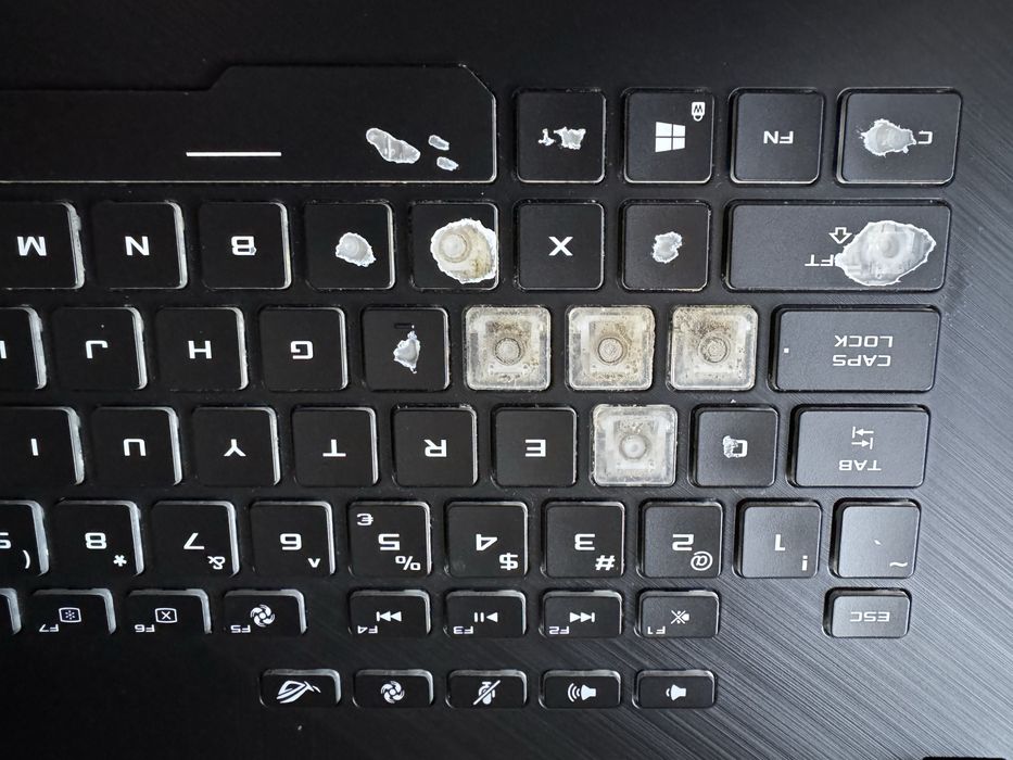 Laptop Gaming ASUS ROG STRIX / Schimb cu pc + dif din partea mea