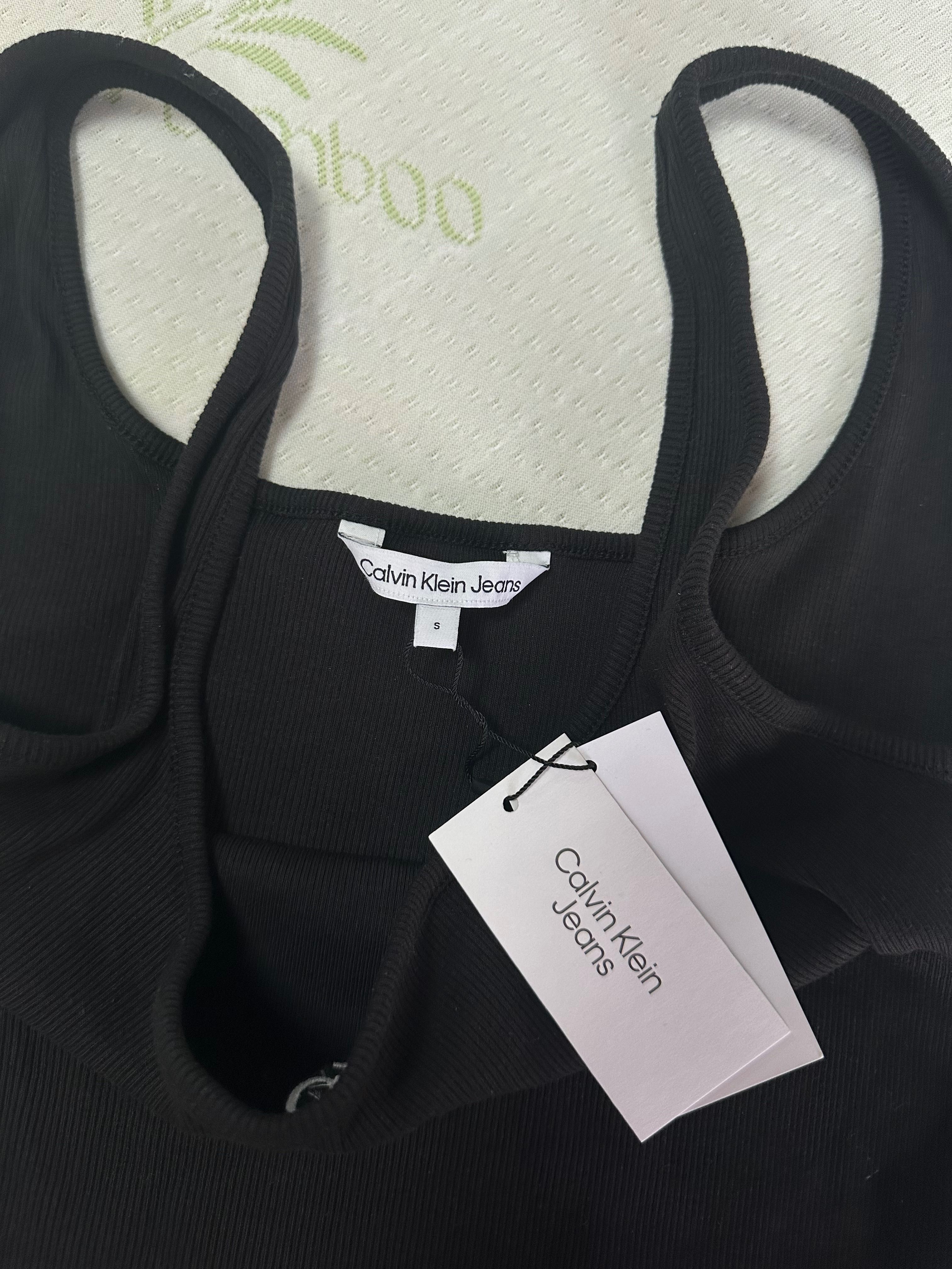 Топ Calvin Klein