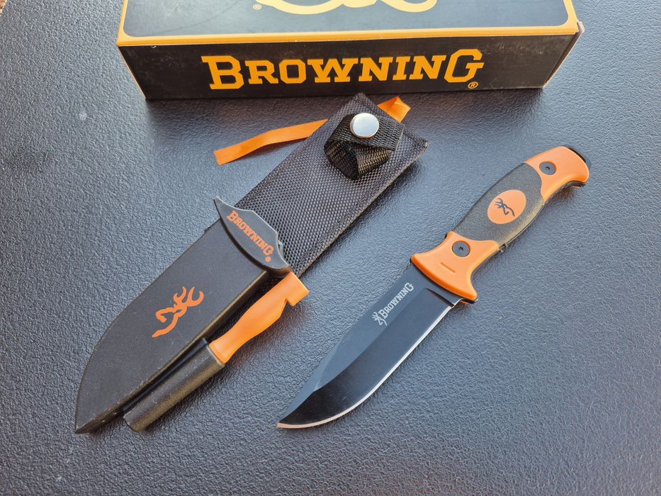 Нож BROWNING за оцеляване,кания с точило и свирка