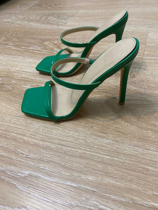 Босоножки размер 37