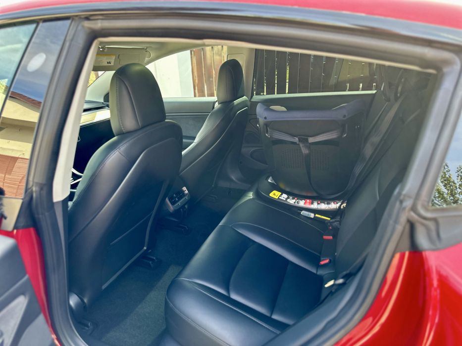 Tesla Model 3 Long Range Dual Motor 4x4