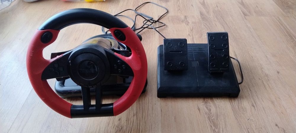 Volan gaming pentru Pc