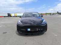 Tesla Model Y Se vinde Tesla Y SR, 2023 Primul proprietar