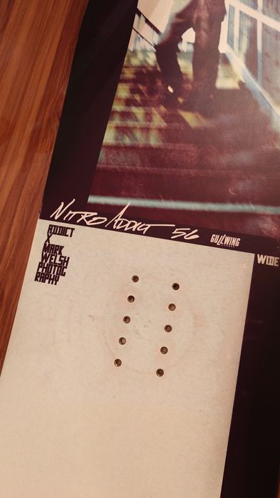 Placa Snowboard Nitro Gullwing 156w cm cu Legaturi Santa Cruz L