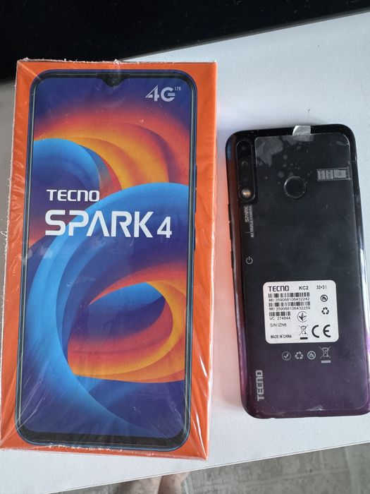 Продас телефон Tehno spark 4 32gb