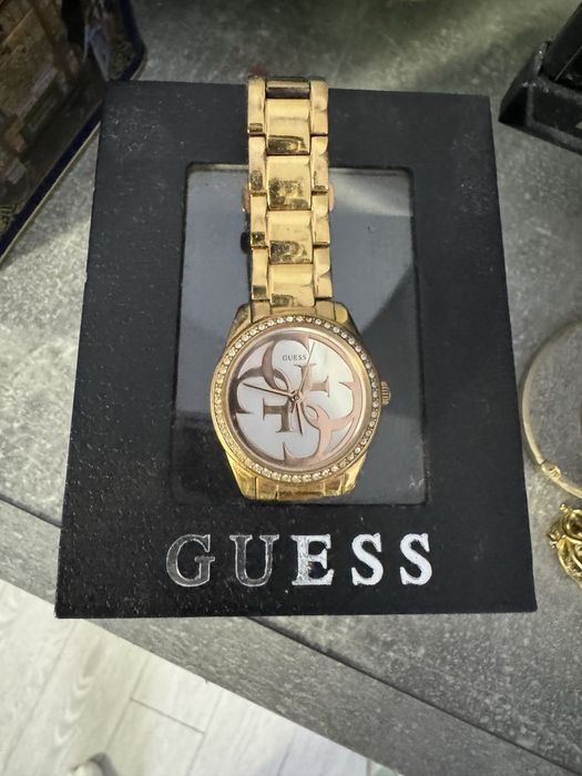 Ceas Guess pentru femei