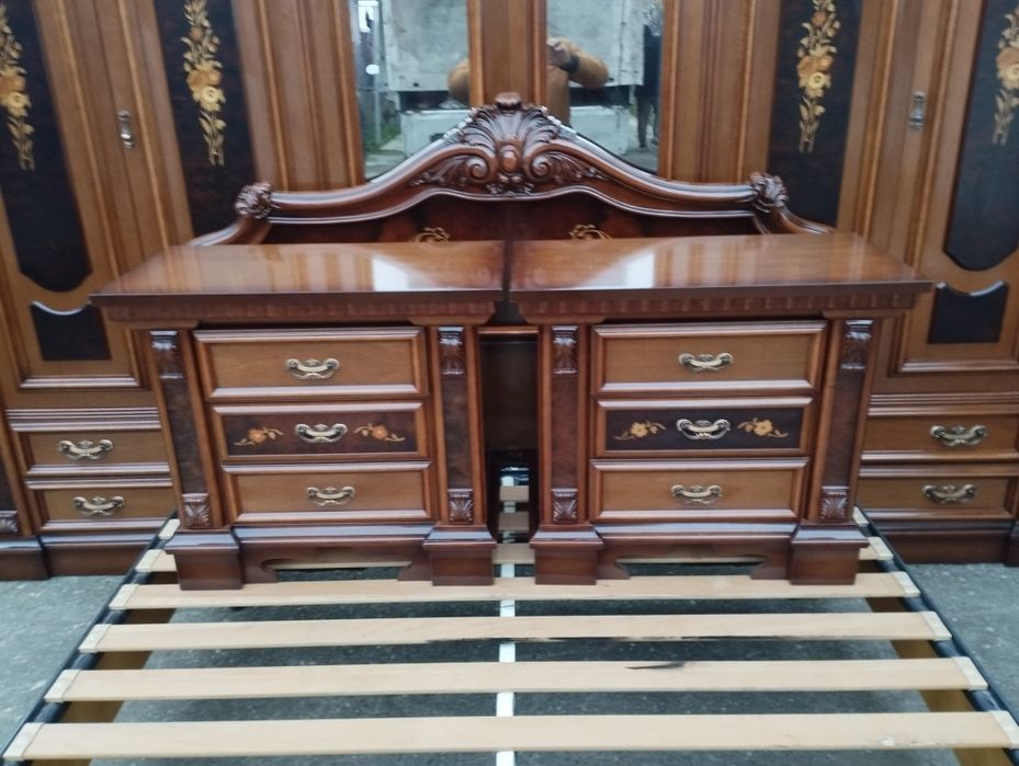 Dormitor complet vintage din lemn masiv NUC