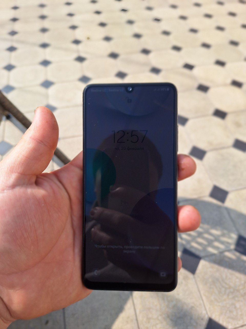 Samsung Galaxy s32 64gb