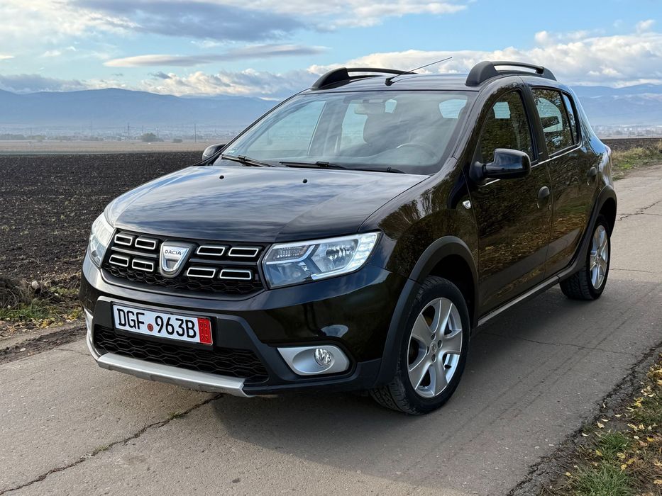 Dacia Sandero Stepway 0.9TCE-90CP-Model Celebration-Impecabila !!