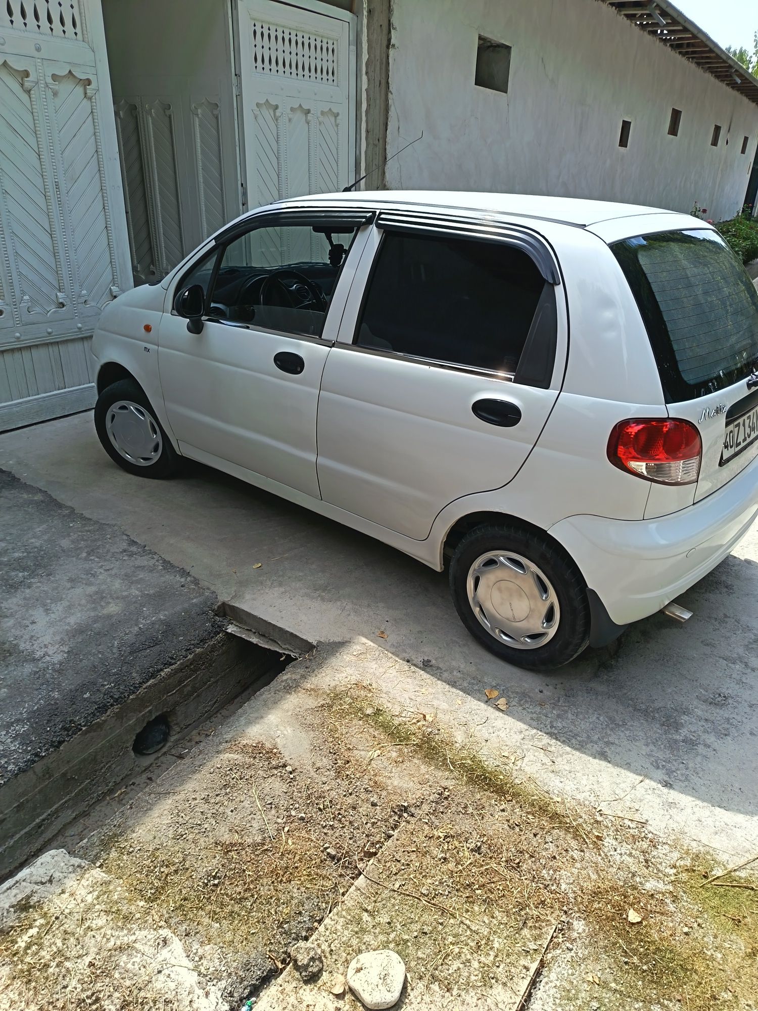 Moshina Sotiladi Marg'ilon shaxar 3300 kami bor savdolashiladi