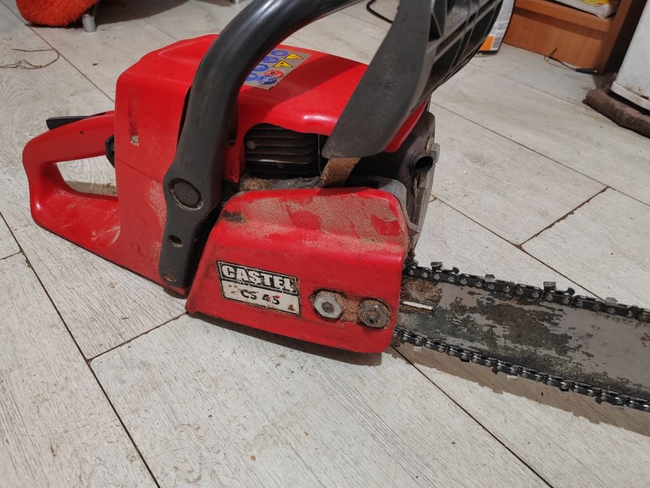 Vând urgent drujbă Husqvarna 450