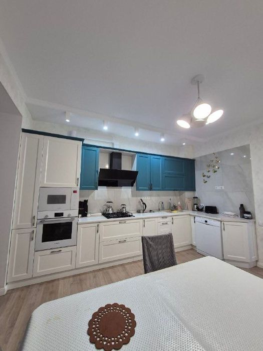 Продам 3х Комн.квартиру в Альтаире