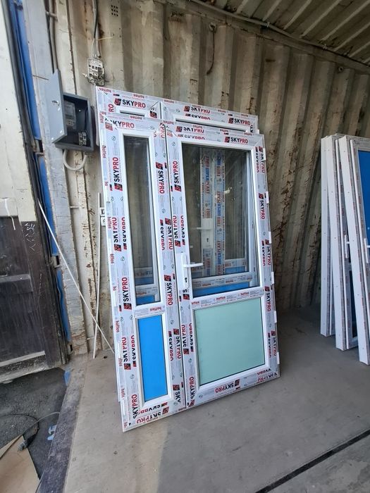 Продаю новые готовые пластиковые окна двери