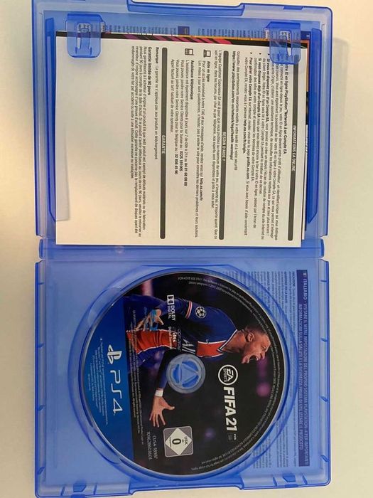 Playstation 5 cu 2 controale