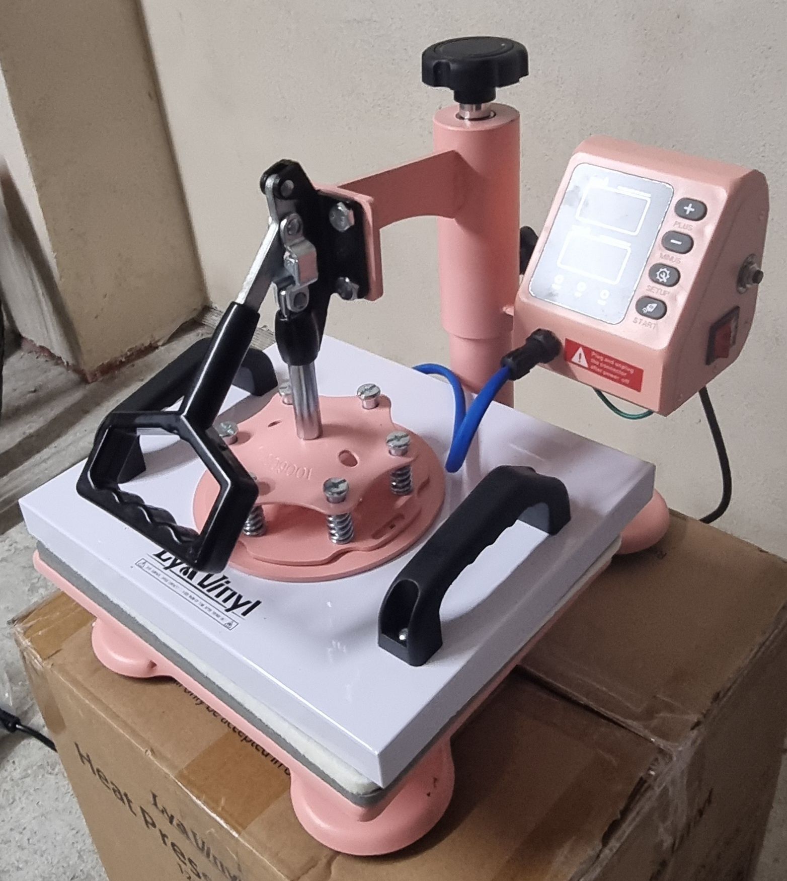 Термопресова машина Lay Vanyl 650w