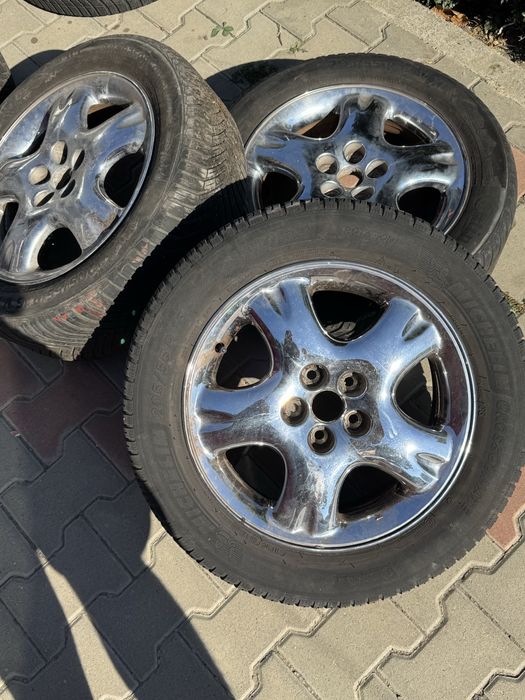 Vand jante aluminiu 16 cu tot cu cauciucuri bune!!!