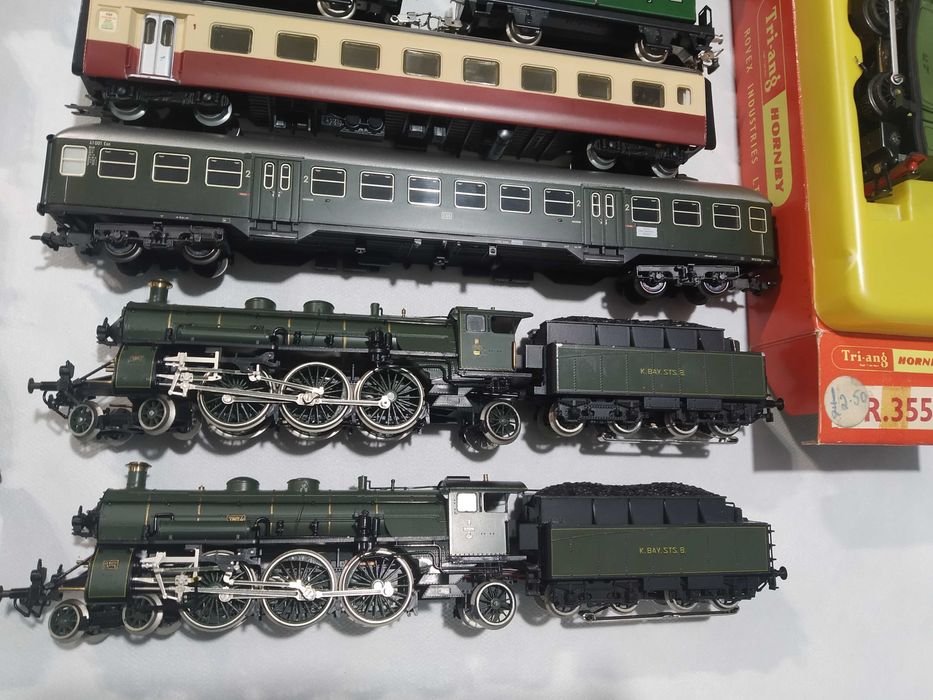 Mega lot Marklin(locomotive,vagoane),HO,trenulete electrice