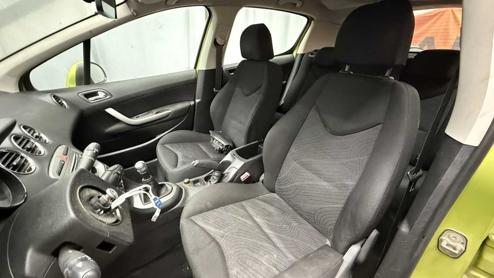 Peugeot 308 / Пежо 308