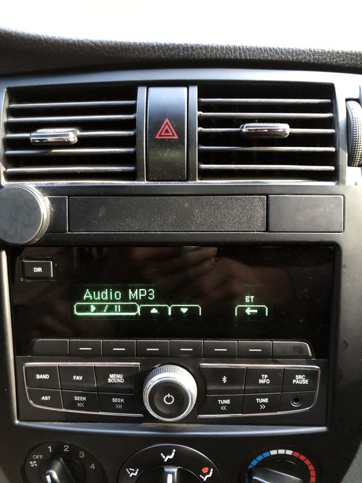 Jentra mafon sotiladi