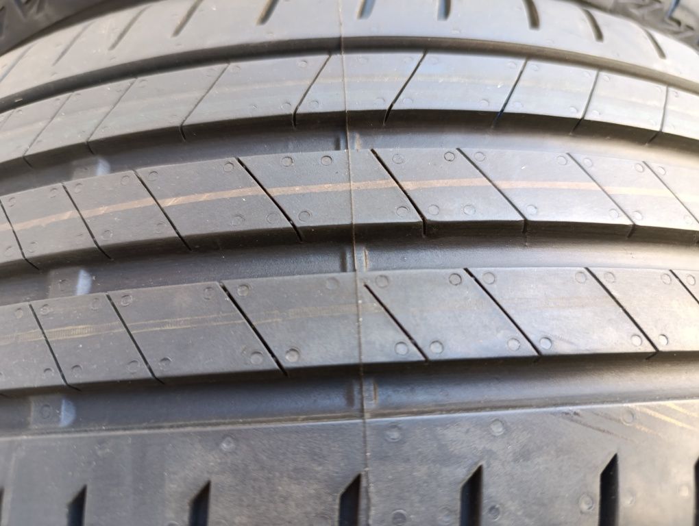 Нови гуми Bridgestone 195/55/16 Turanza T 005