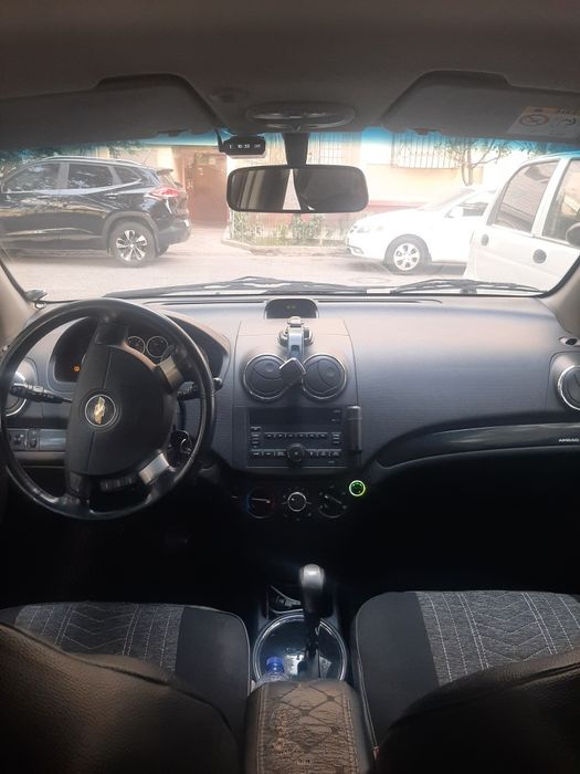 Продаётся Нексия 3 автомат