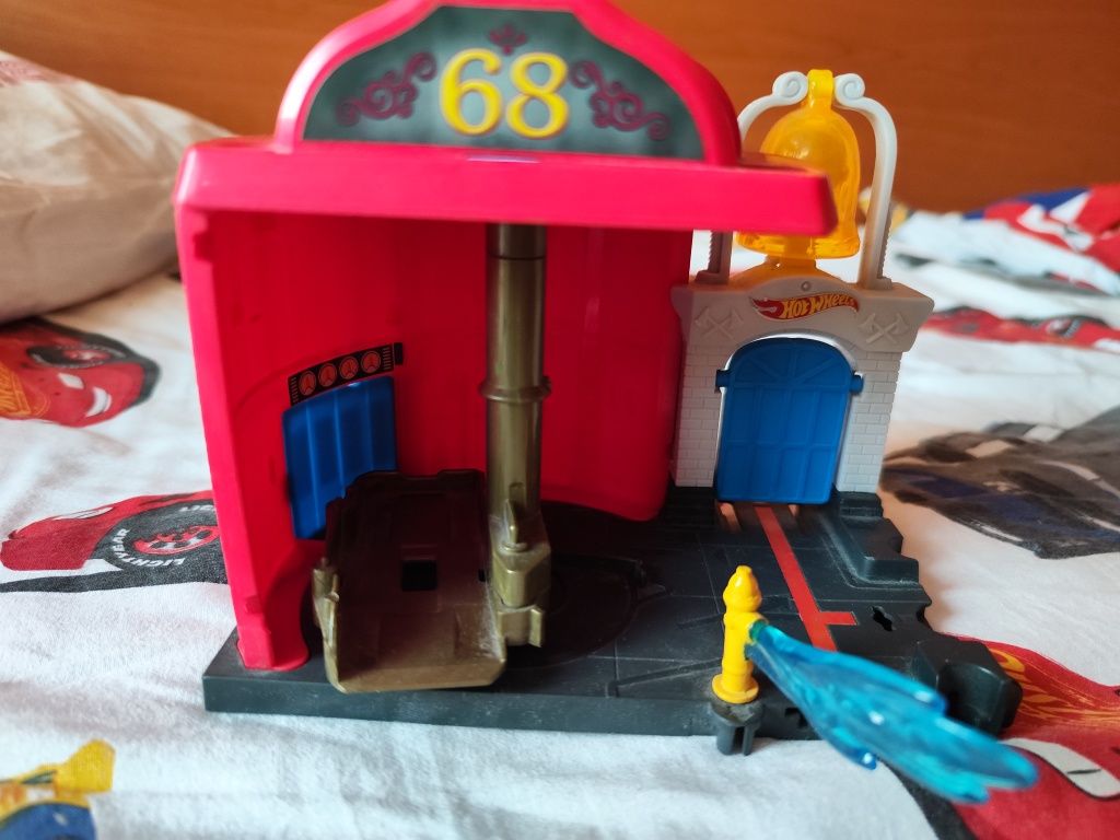 Писта hot wheels
