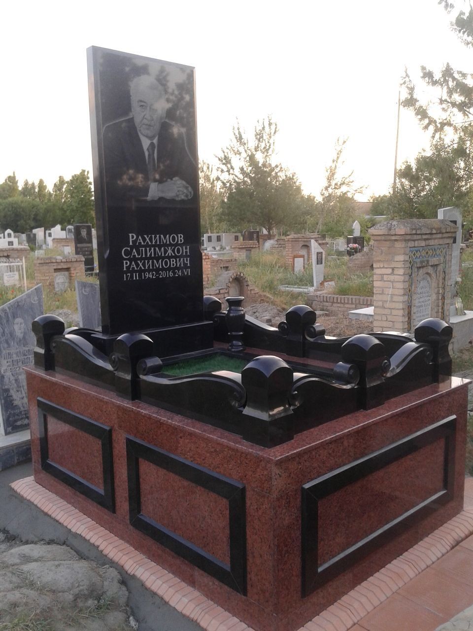 Памятники, изготовление, установка, демонтаж, не дорого