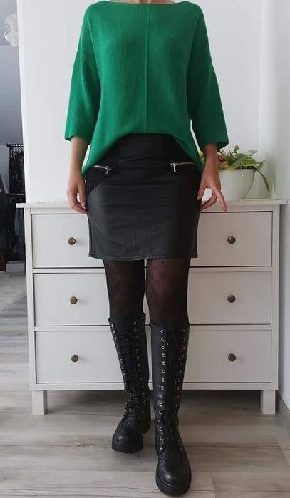 Fustă din piele sintetică