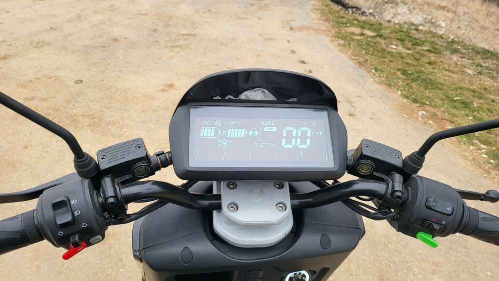 NIU scuter electric, 75Km/h, autonomie reala peste 150 Km