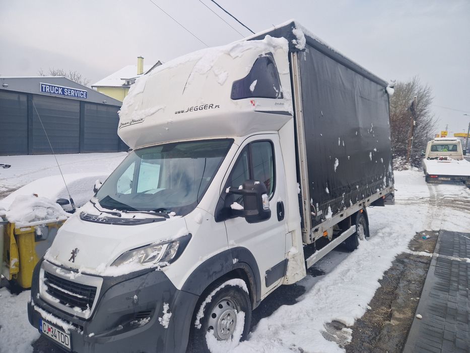 Închirieri autoutilitare/ dube cu sau fără sofer/ transport marfa