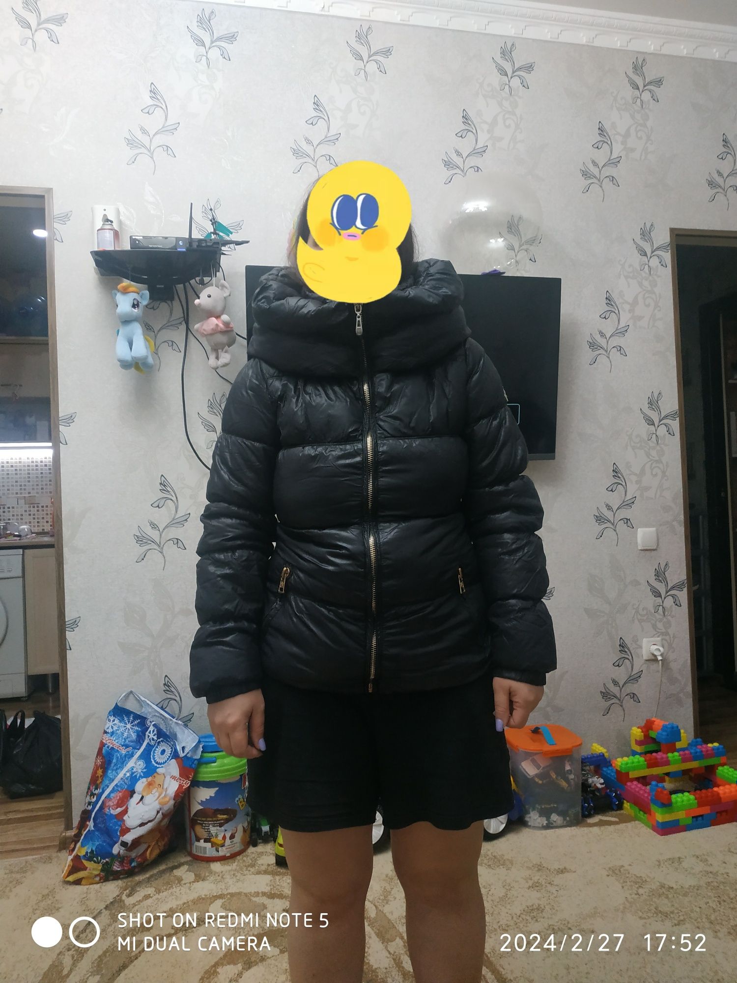 Продам куртку Moncler