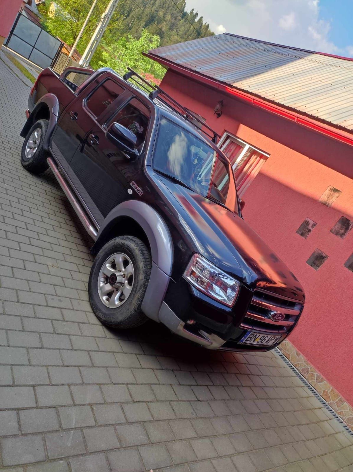 Vând Ford Ranger 2.5 TDI