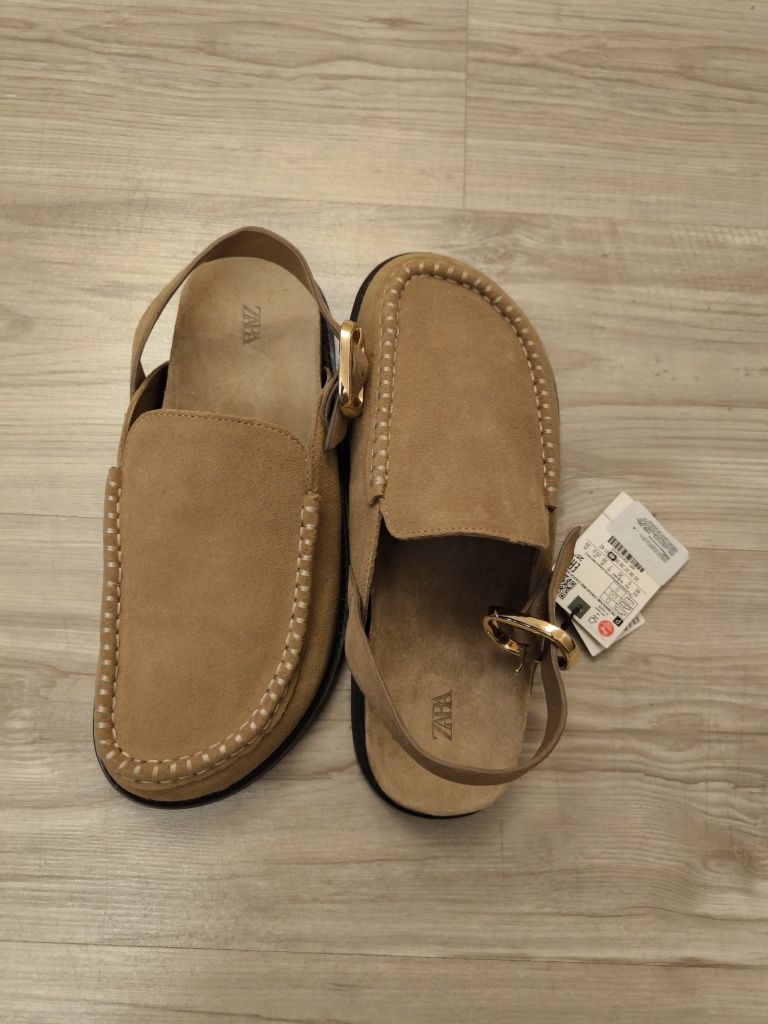 Zara Дамско сабо