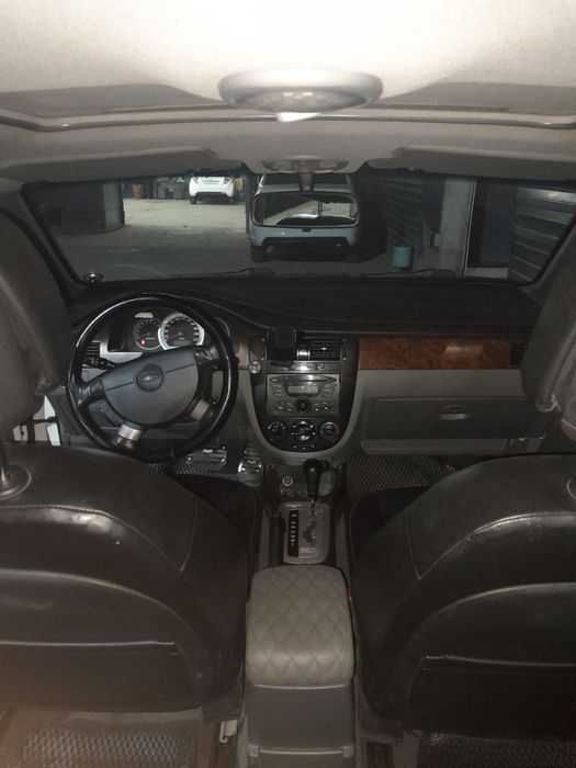 Lacetti 1.8 aftamat luki bor