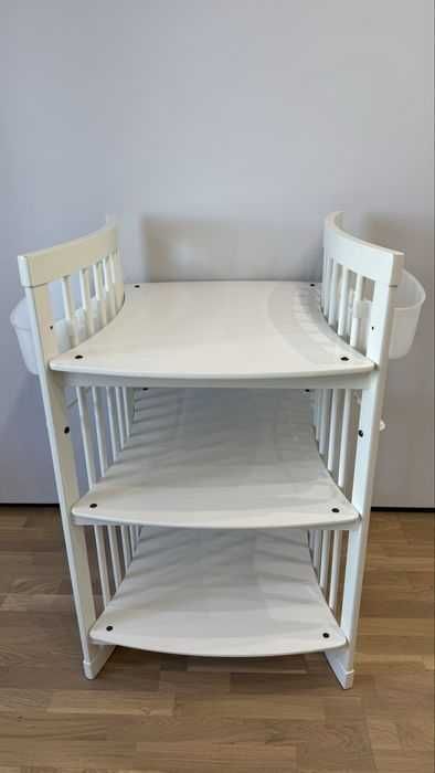 Овална детска кошара трансформер Stokke