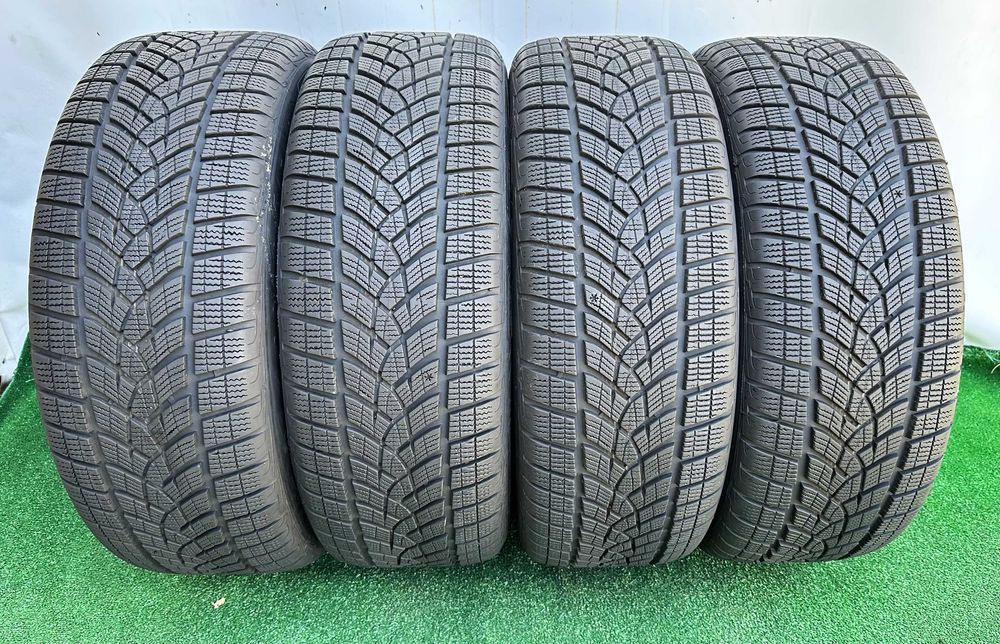 4бр 225/55r18 GOODYEAR зимни