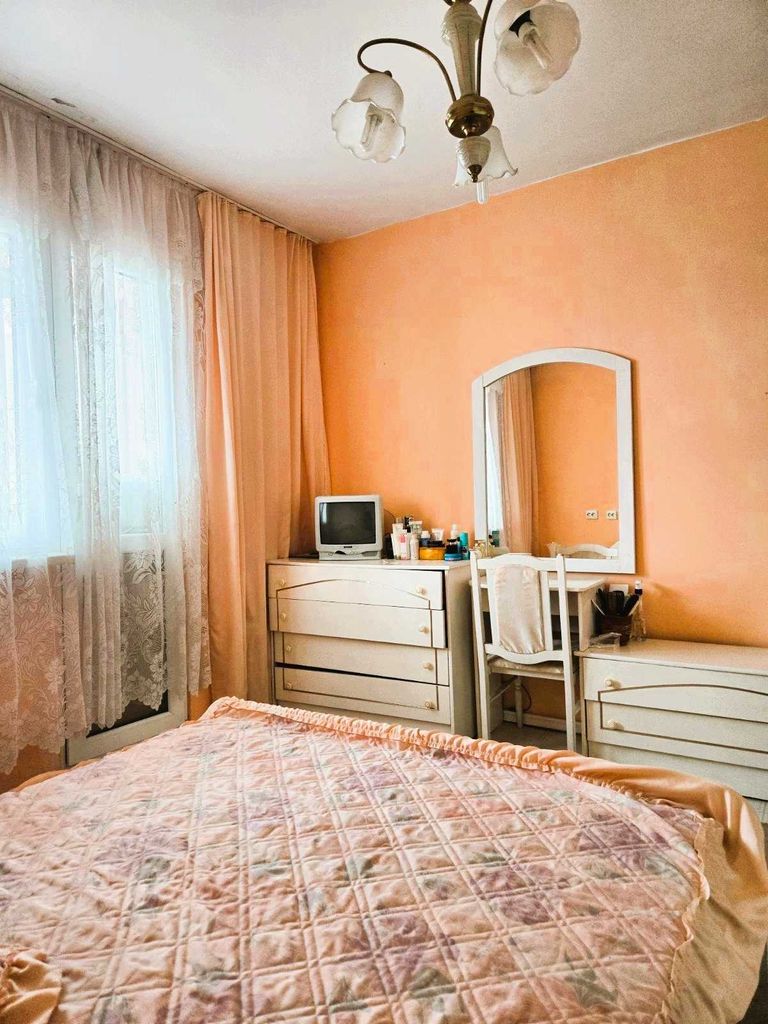 Продава се Тристаен апартамент в Бургас, Център - 92 кв.м за 1772 €/кв.м - Снимка #6