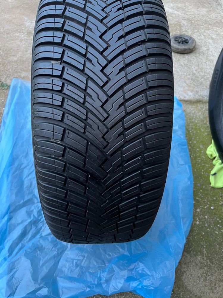 Vand anvelope pirelli scorpion 255/55/18 allseason
