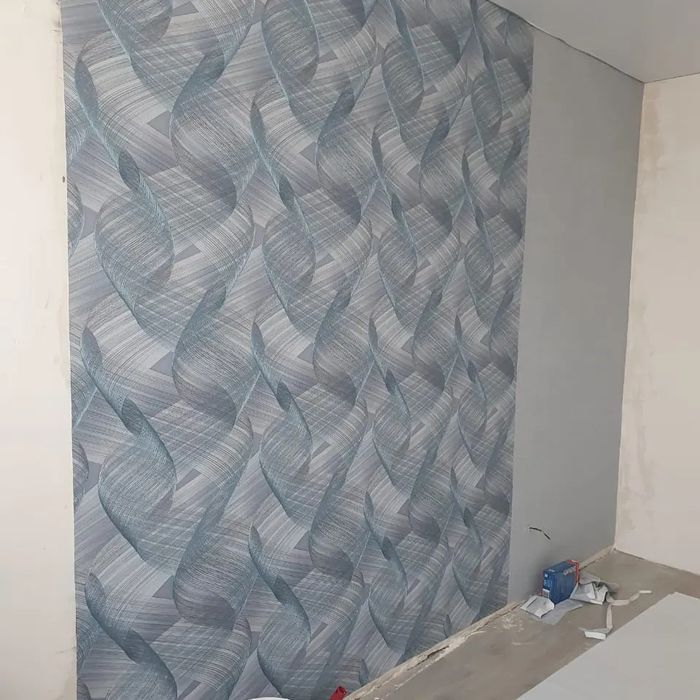 Поклейка обоев галтель побелка потолков и др.