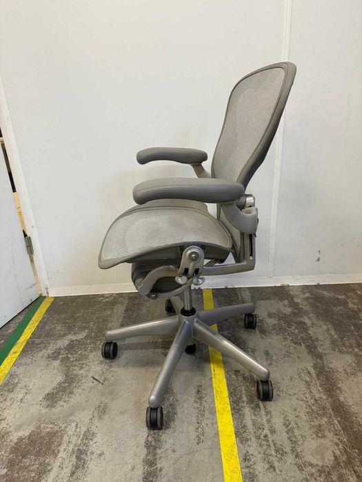 Refurbished Herman Miller Aeron Titanium